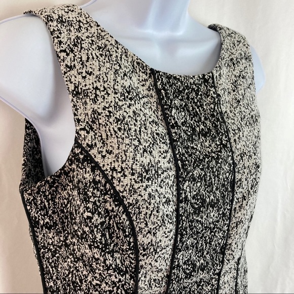 𝅺H&M Dress - Picture 3 of 7